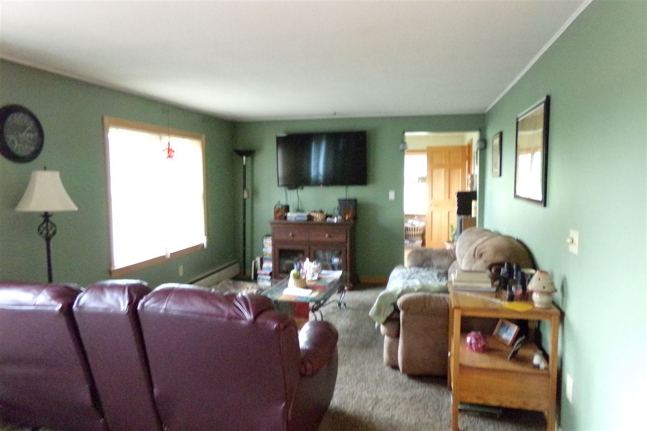 1736 Camp Munn Road Corinth, VT 05039 - Photo 8 of 31