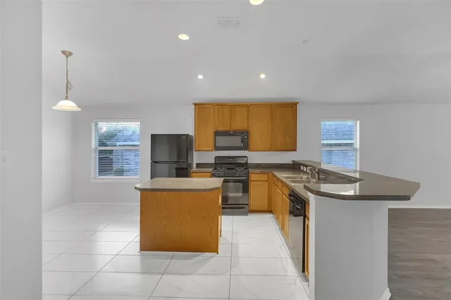 $2,250 | 10428 Bradshaw Drive, Fort Worth, TX 76108