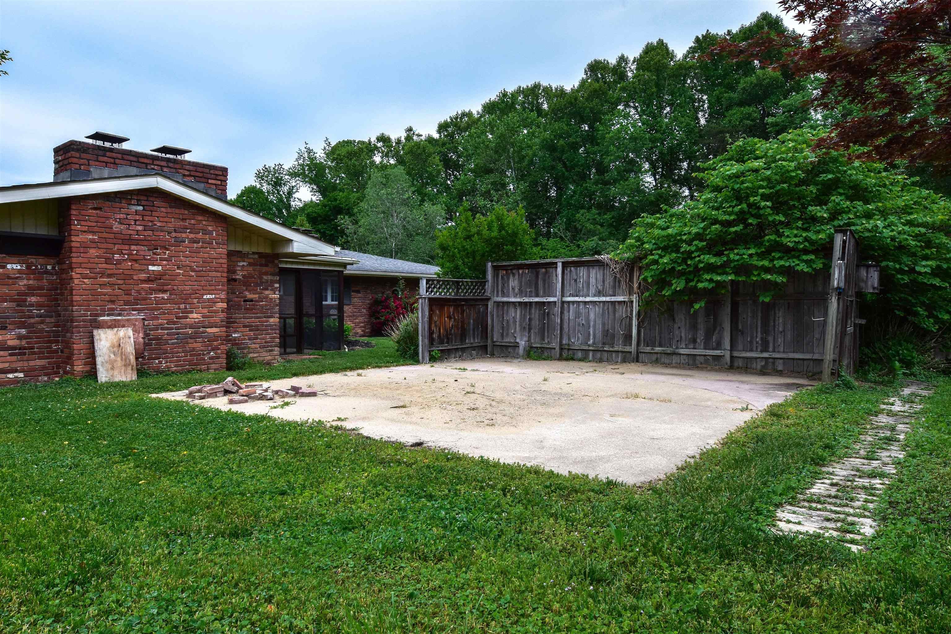1597 Newmans Branch Road Milton, WV 25541 - Photo 25 of 29 Gallery Image 25