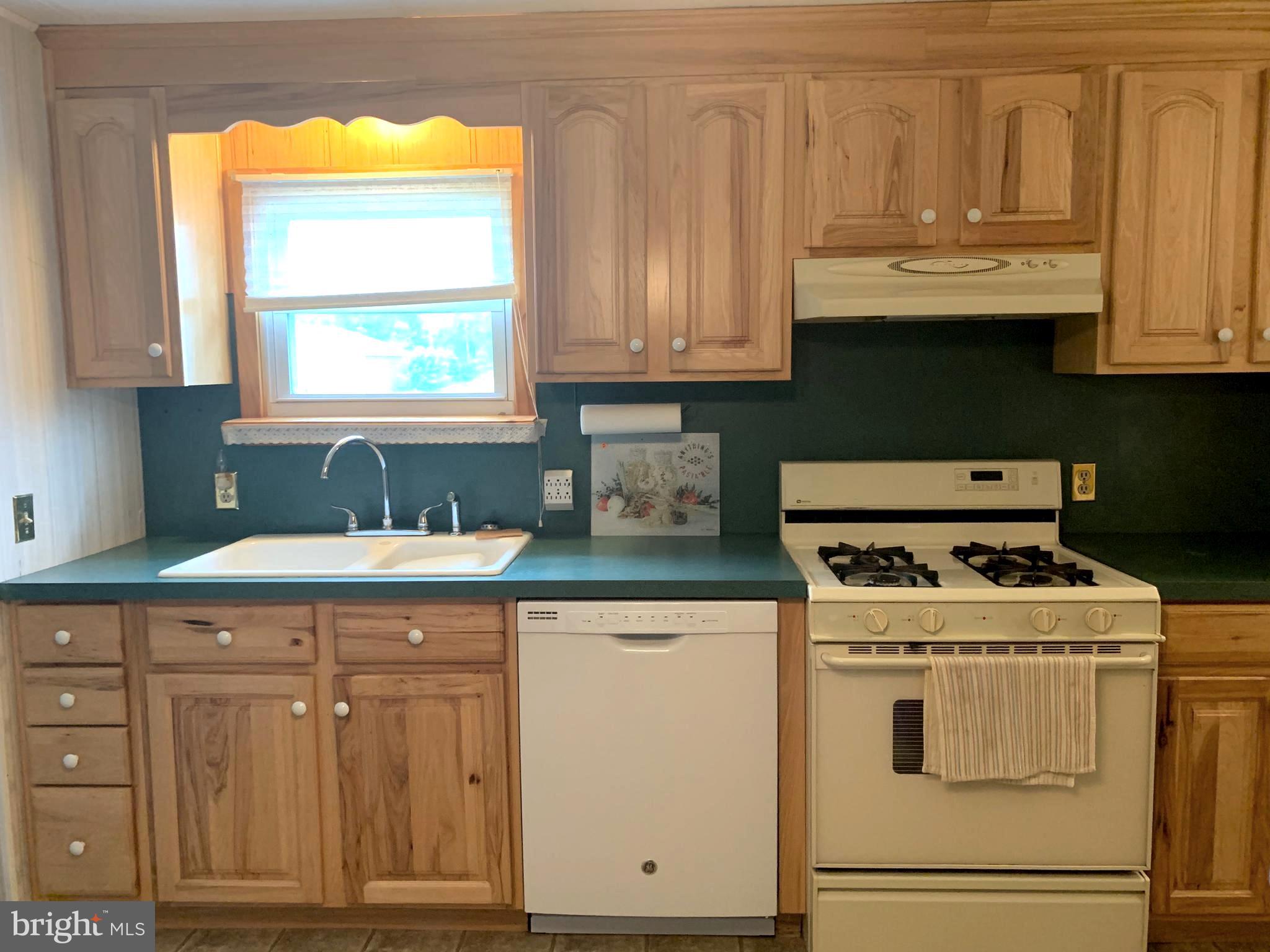 152 Buck Road Newfield, NJ 08344 - Photo 8 of 16 Eat In Kitchen