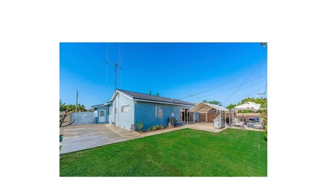 a open hall with a yard