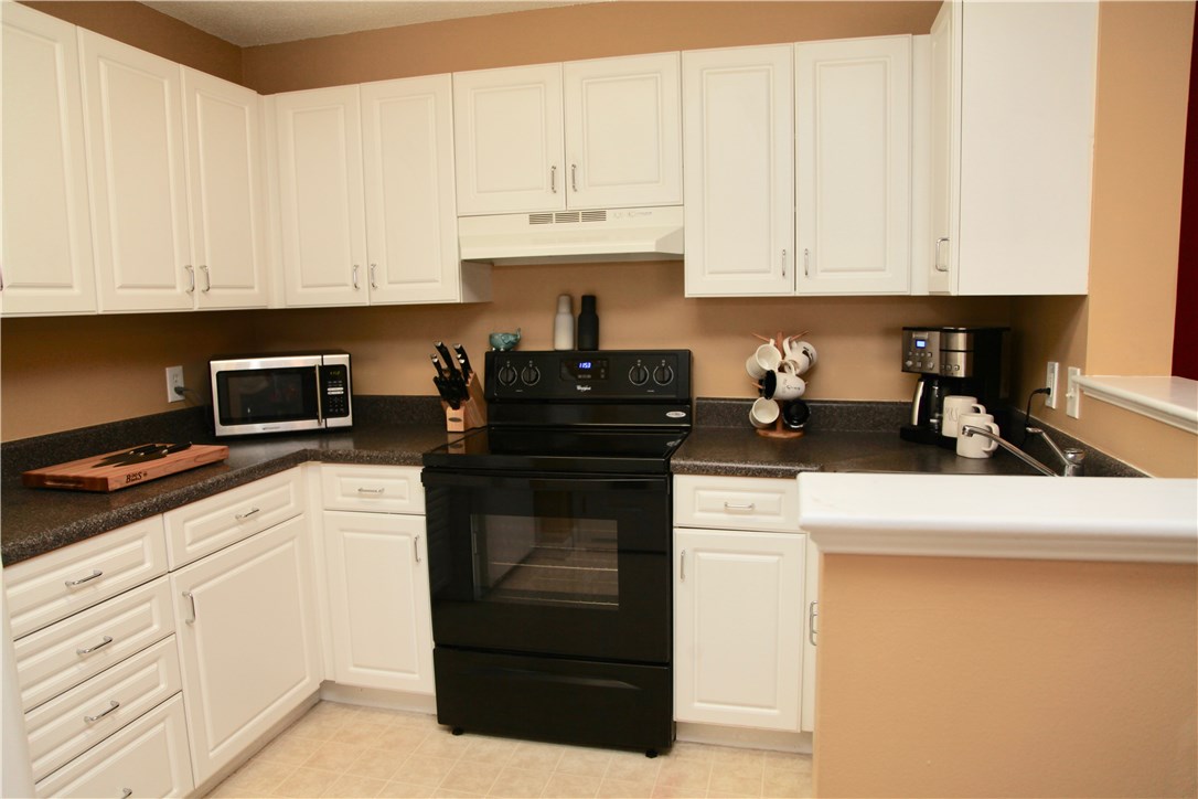 98 Mill Street, Unit 303 Woonsocket, RI 02895 - Photo 6 of 38 Gallery Image 6