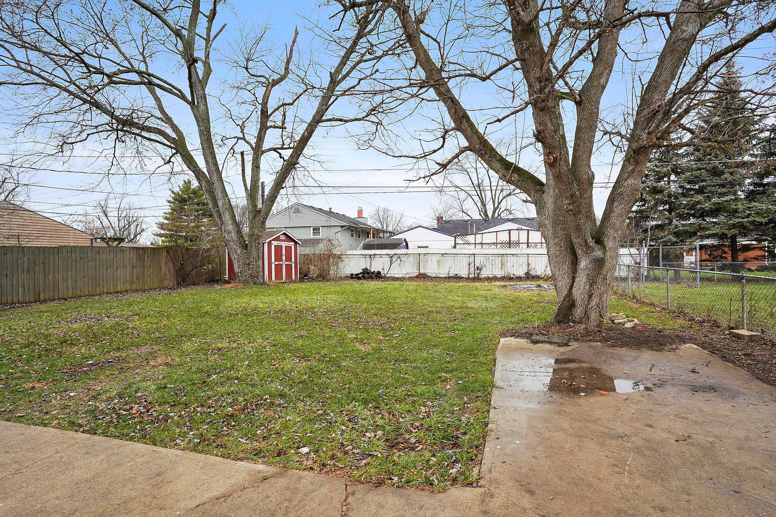 373 Lombard Road Columbus, OH 43228 - Photo 22 of 25 Gallery Image 22