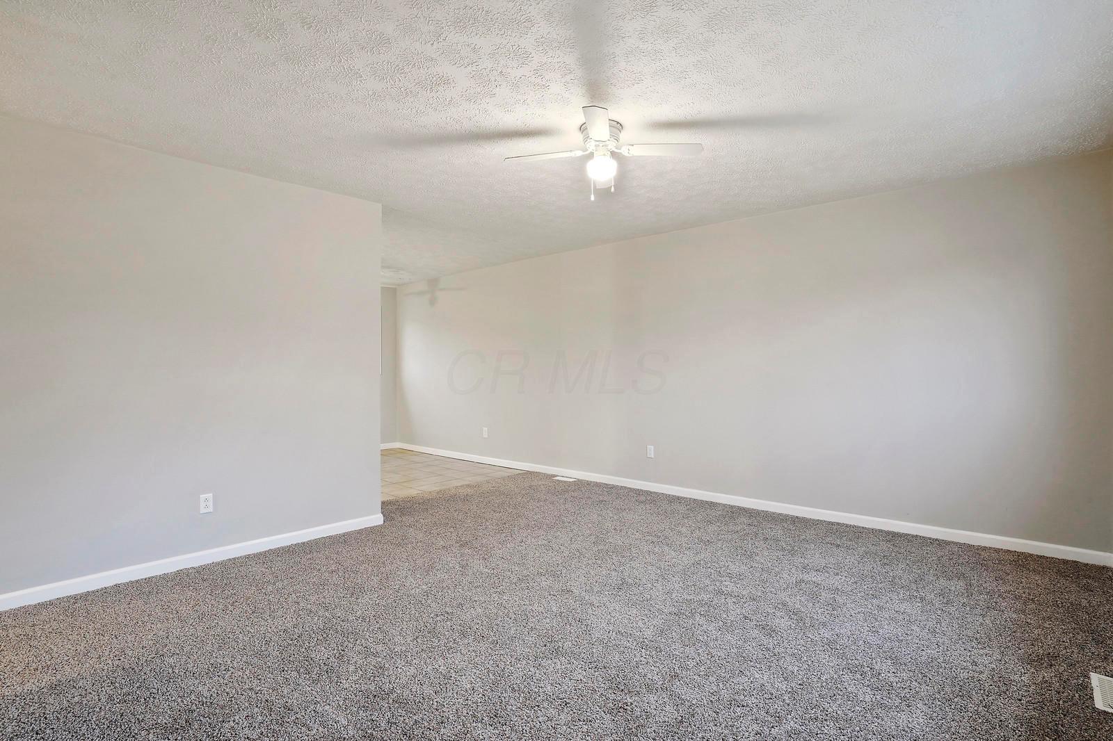 373 Lombard Road Columbus, OH 43228 - Photo 6 of 25 Gallery Image 6