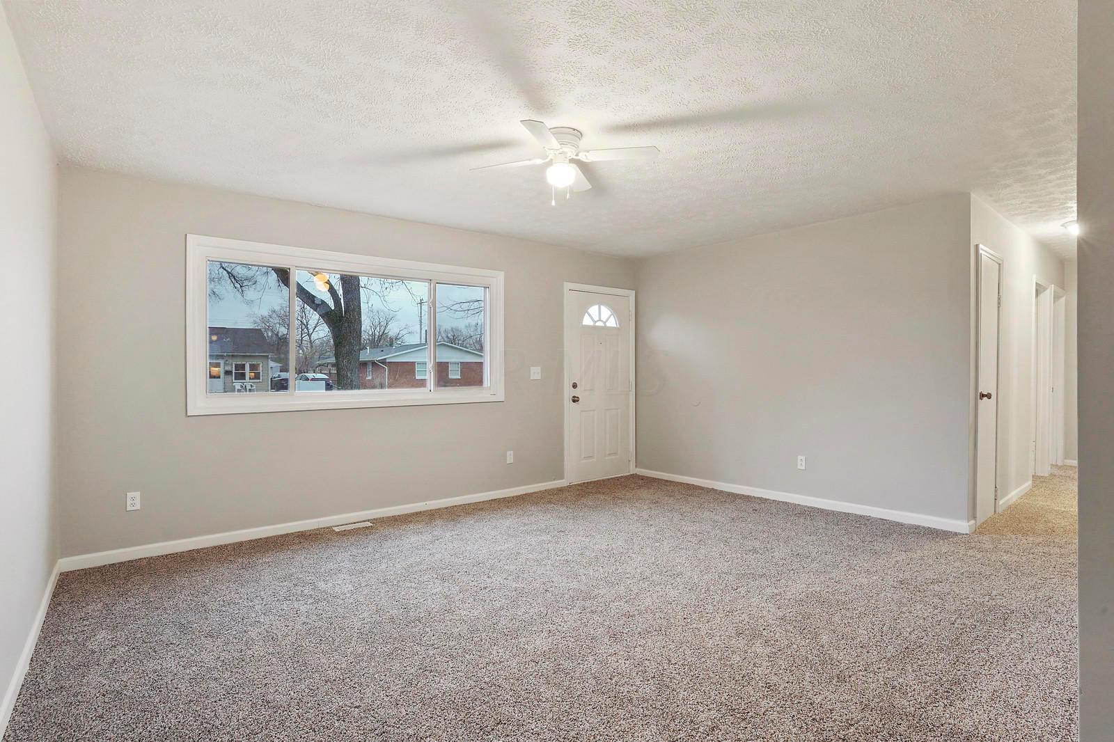 373 Lombard Road Columbus, OH 43228 - Photo 7 of 25 Gallery Image 7