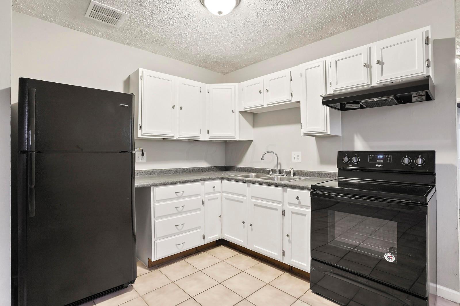 373 Lombard Road Columbus, OH 43228 - Photo 10 of 25 Gallery Image 10