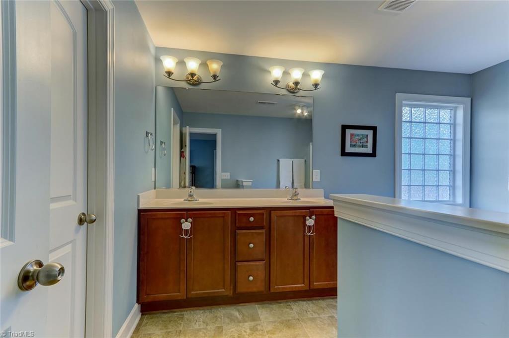 5429 Broadleaf Road Summerfield, NC 27358 - Photo 18 of 30 Gallery Image 18
