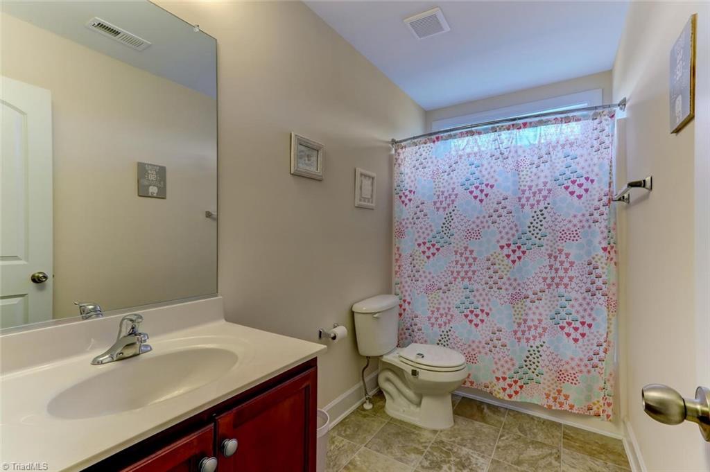 5429 Broadleaf Road Summerfield, NC 27358 - Photo 21 of 30 Gallery Image 21