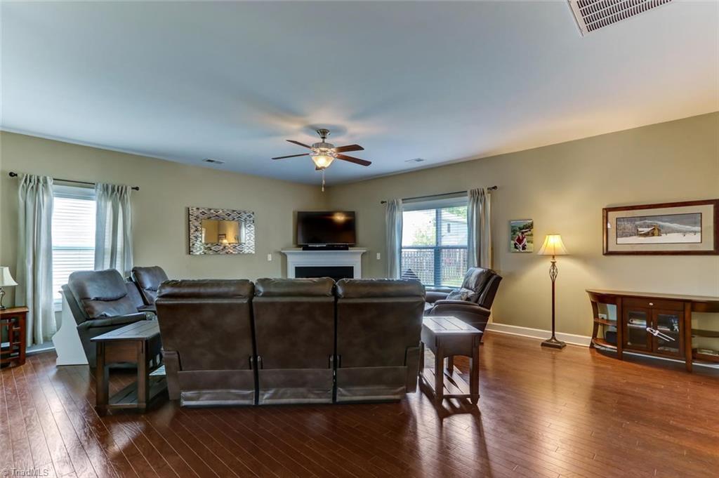 5429 Broadleaf Road Summerfield, NC 27358 - Photo 7 of 30 Gallery Image 7