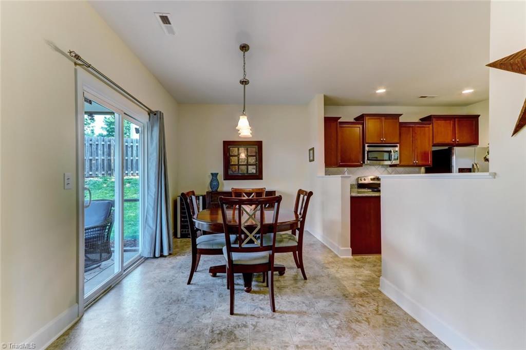 5429 Broadleaf Road Summerfield, NC 27358 - Photo 10 of 30 Gallery Image 10