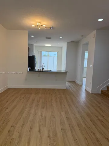 $3,300 | 14934 Southwest 41st Lane, Unit 14934, Miami, FL 33185