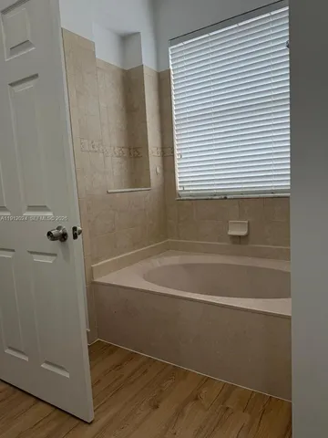 $3,300 | 14934 Southwest 41st Lane, Unit 14934, Miami, FL 33185