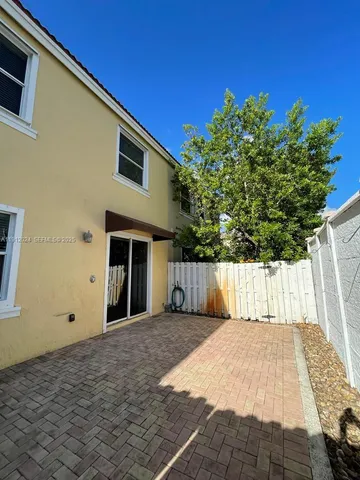 $3,100 | 14934 Southwest 41st Lane, Unit 14934, Miami, FL 33185