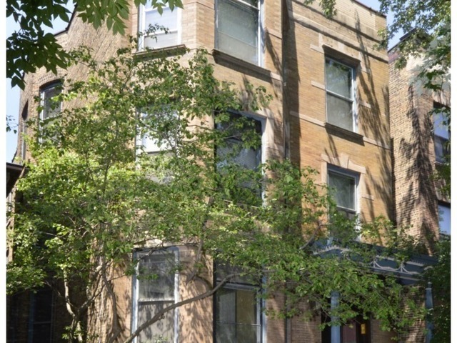 a view of a multi story building