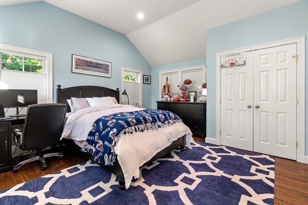 58 Ferncroft Road Newton, MA 02468 - Photo 12 of 41