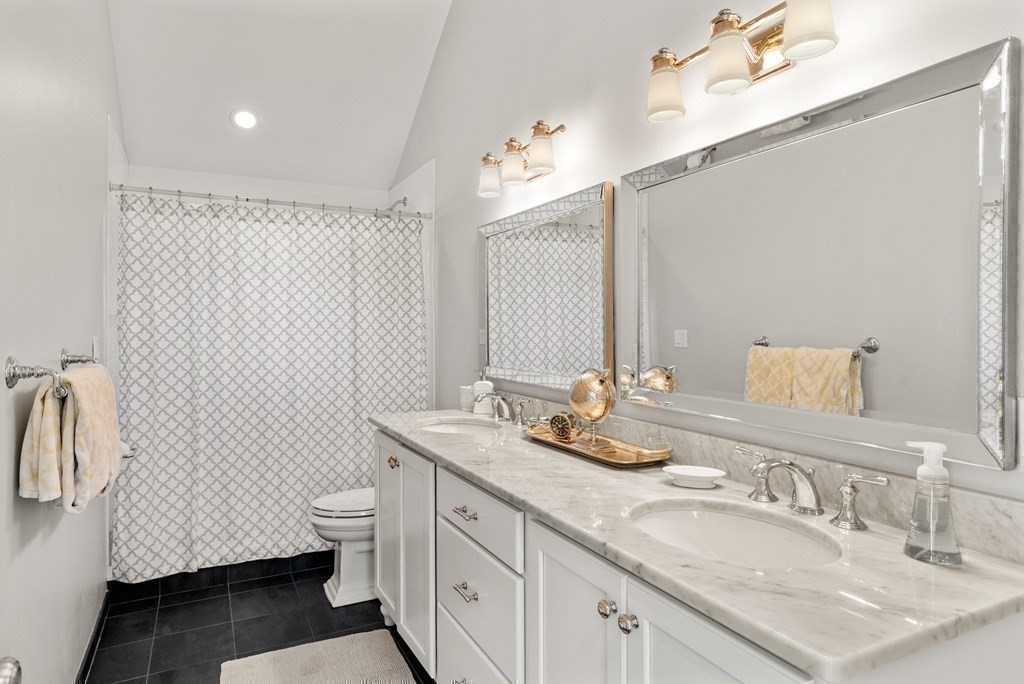 58 Ferncroft Road Newton, MA 02468 - Photo 26 of 41