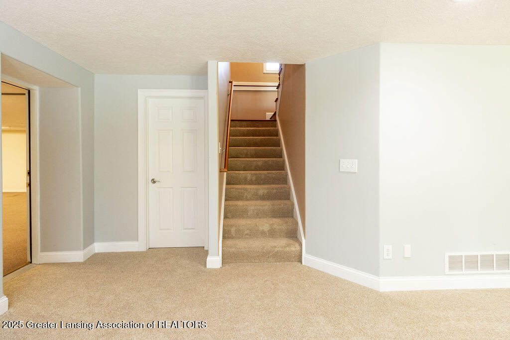 4655 Dimond Way Dimondale, MI 48821 - Photo 36 of 72 Final-50