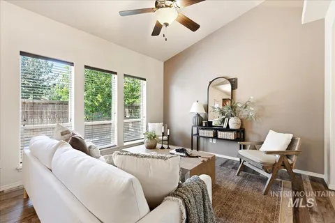 $425,000 | 10285 West Kingsbriar Drive, Boise, ID 83709