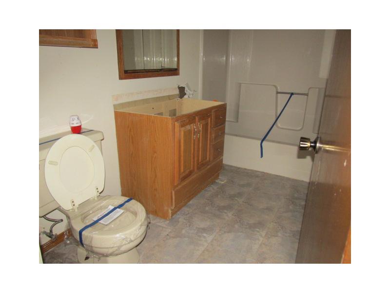 1336 Brownfield Road Uniontown, PA 15401 - Photo 9 of 18 Full Bath.