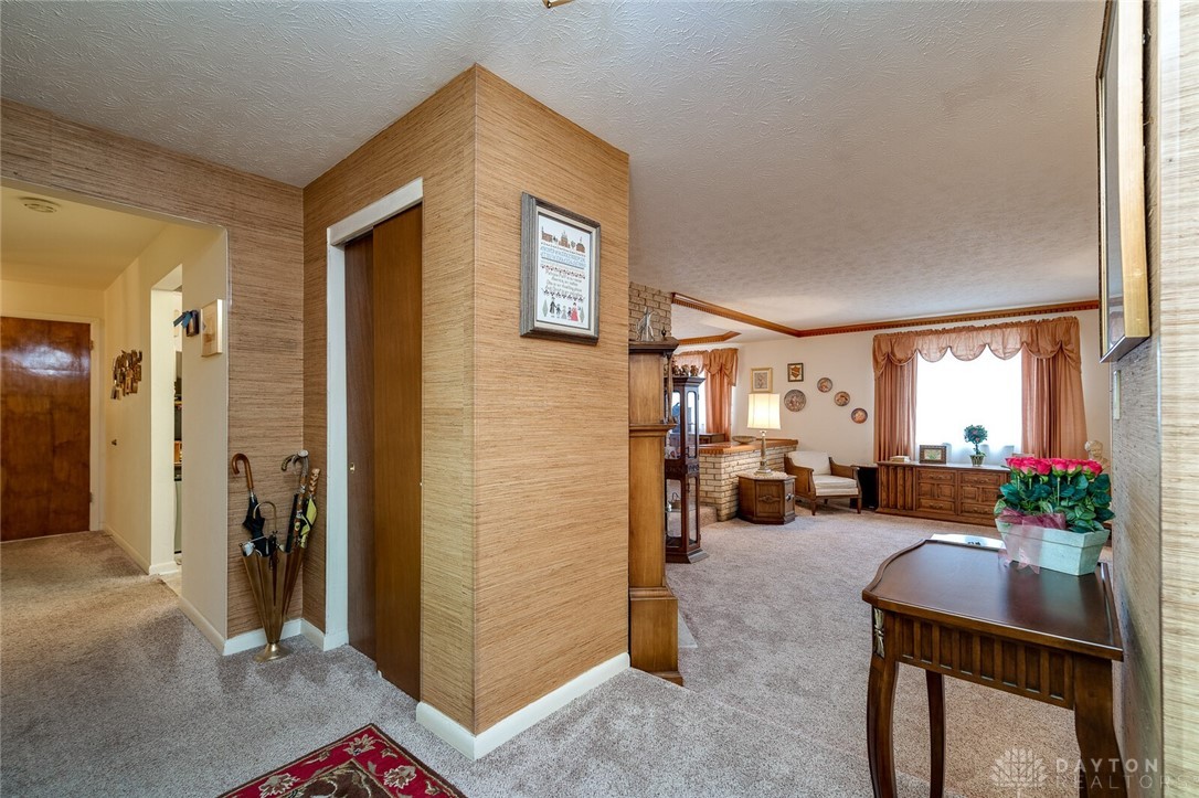 7501 Kings Run Road Dayton, OH 45459 - Photo 7 of 58 Gallery Image 7