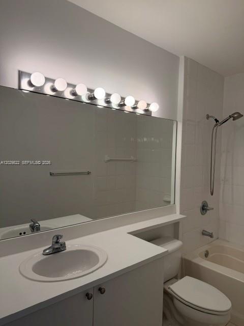 7980 North Nob Hill Road, Unit 207 Tamarac, FL 33321 - Photo 17 of 18