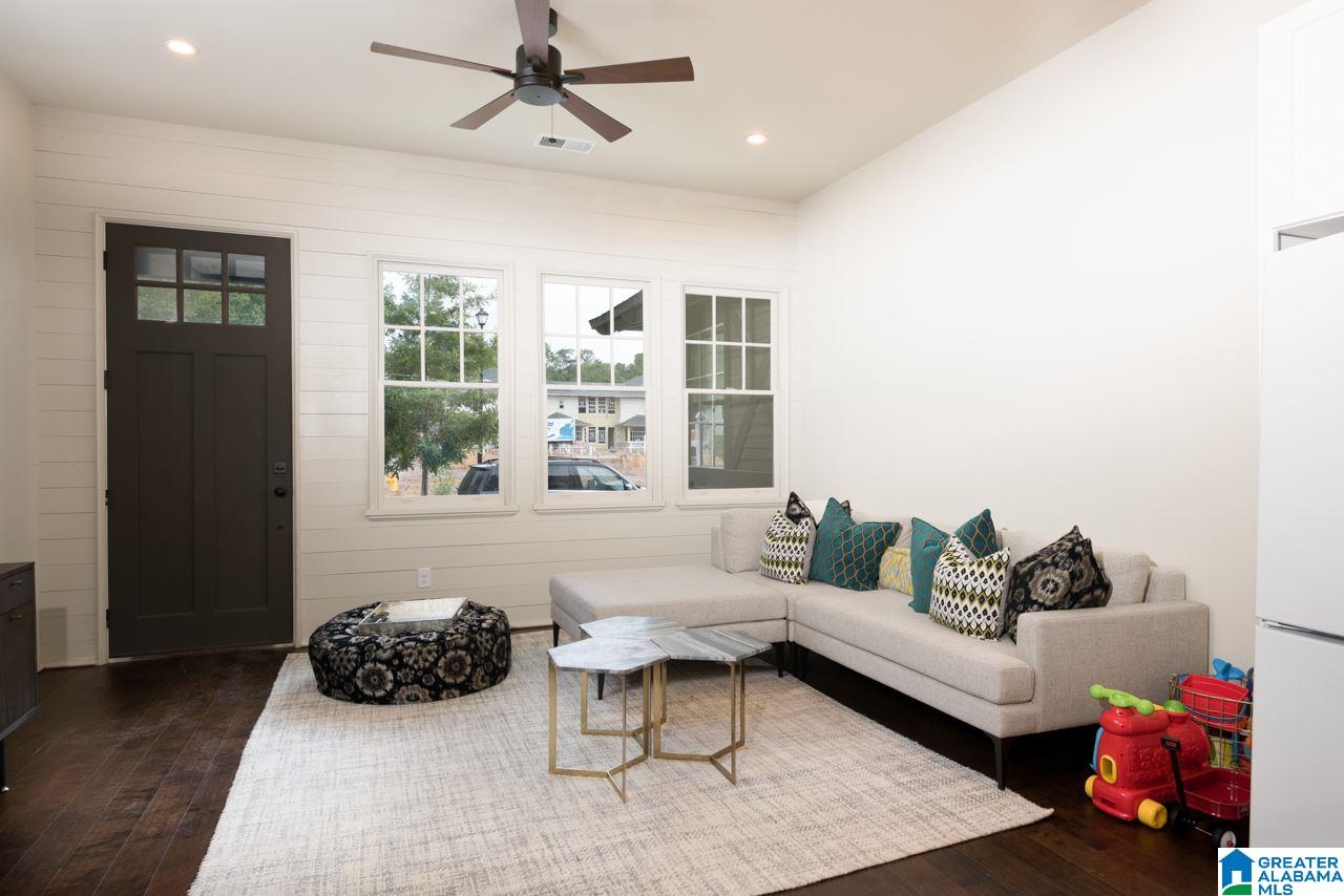 611 Rumble Avenue Birmingham, AL 35213 - Photo 3 of 20