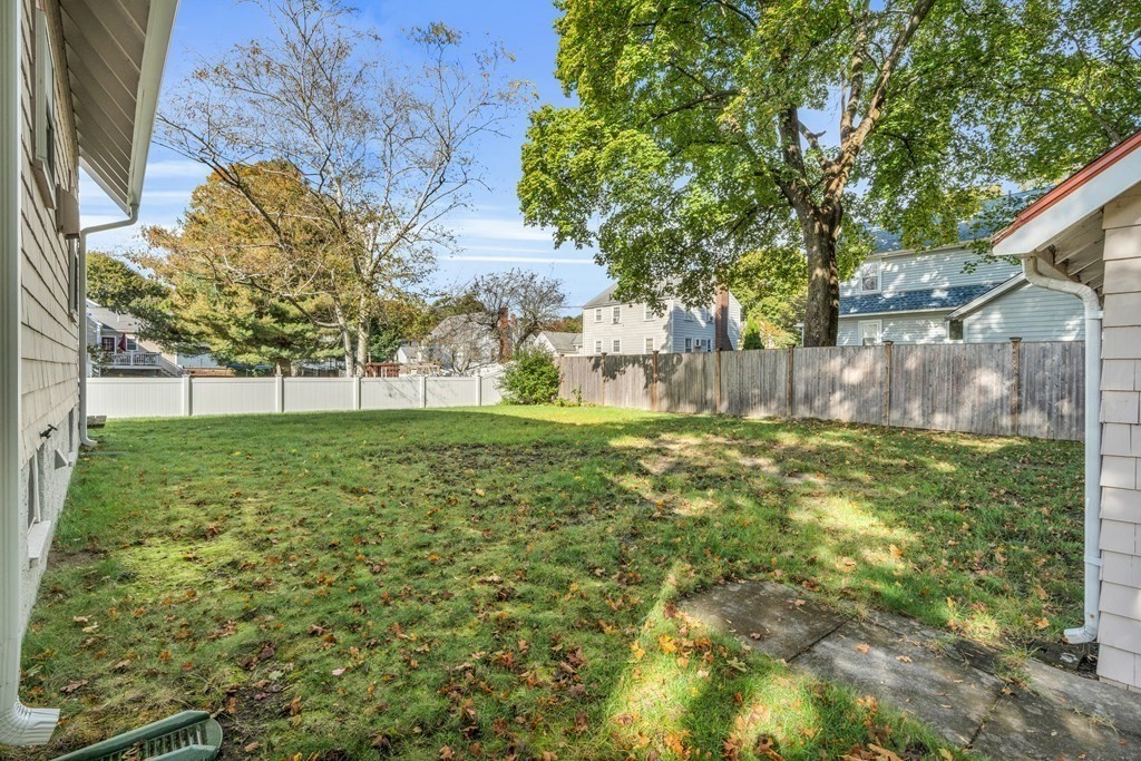 47 Governor Road Stoneham, MA 02180 - Photo 23 of 27 Gallery Image 23