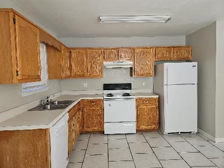 1106 Car Line Road, Unit B Rossville, GA 30741 - Photo 16 of 19 md_169877913351c6636330a24f25aadae77d716