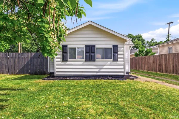 $144,900 | 914 West Marion Street, Mishawaka, IN 46545