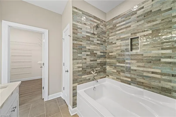 $549,900 | 1885 Paragon Drive, Winston-Salem, NC 27127