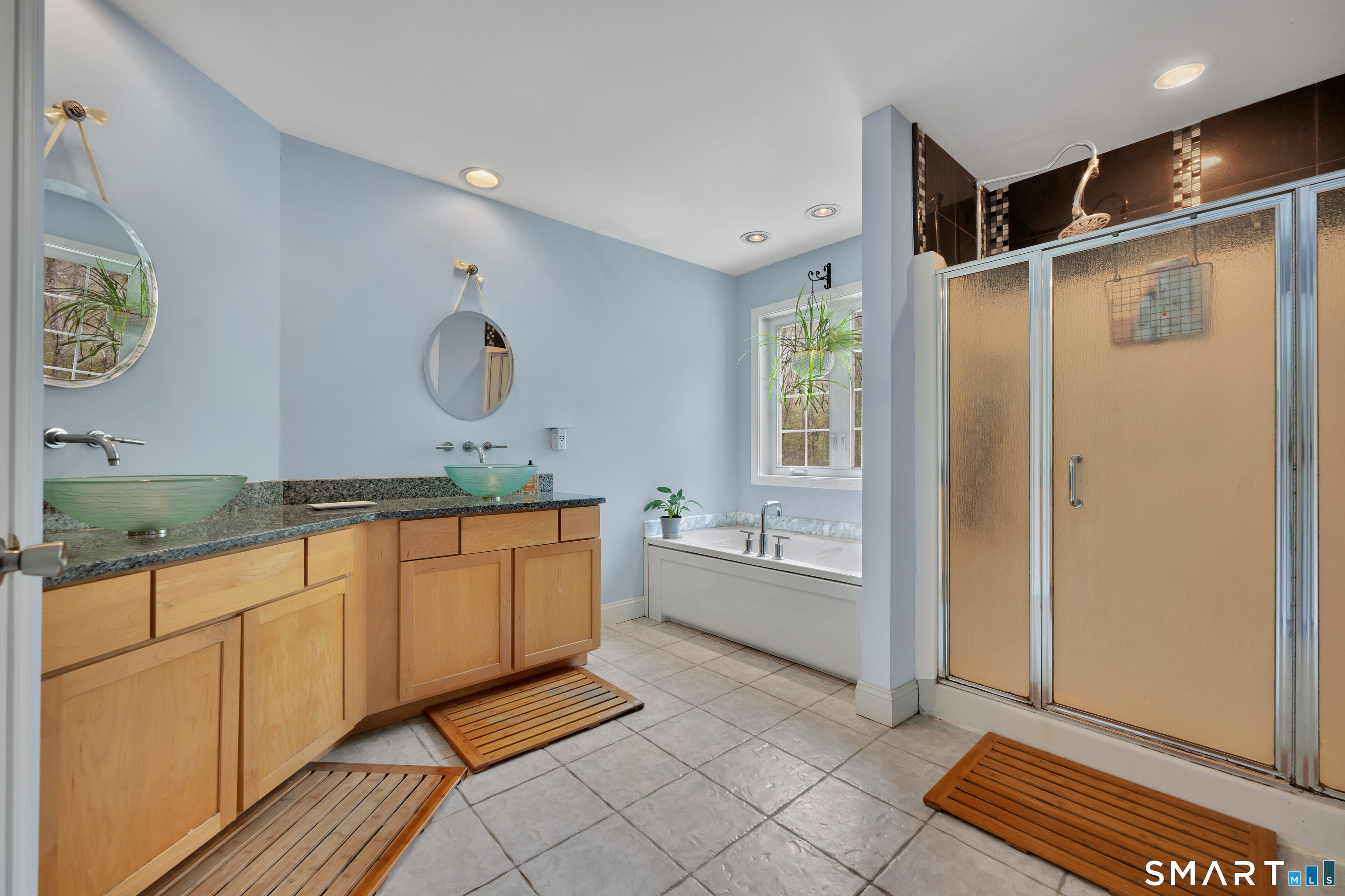 52 Old Farm Road Plymouth, CT 06786 - Photo 28 of 39
