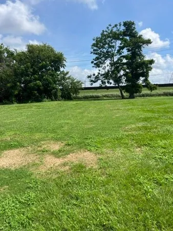$69,000 | 8425 Hermitage Drive, Chalmette, LA 70043
