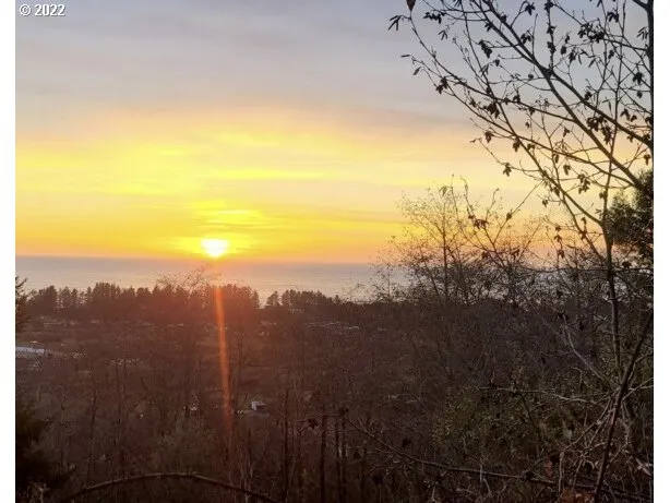 $249,999 | Upper Benham, Brookings, OR 97415