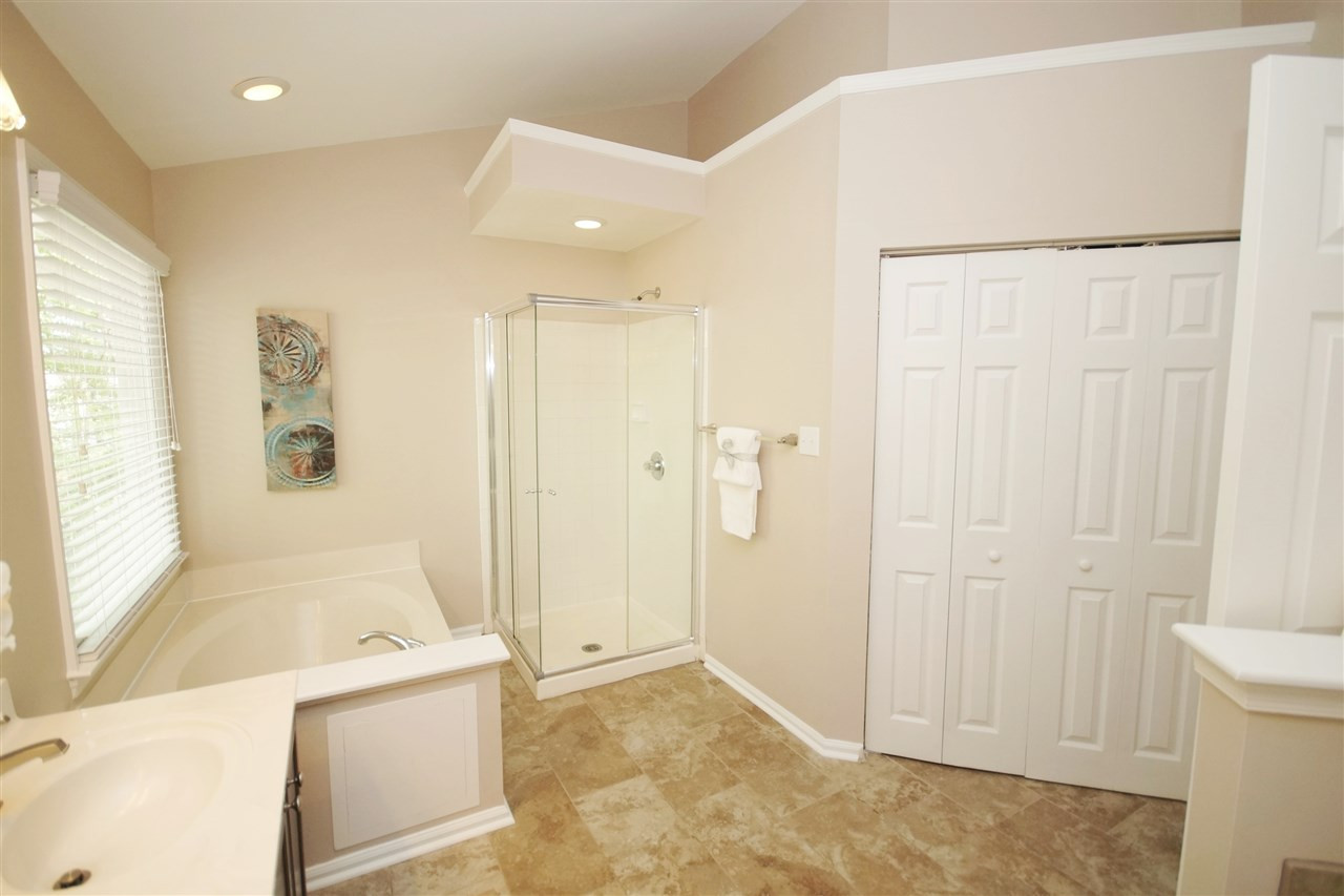 11945 Fairlie Place Raleigh, NC 27613 - Photo 19 of 27 Photo 19