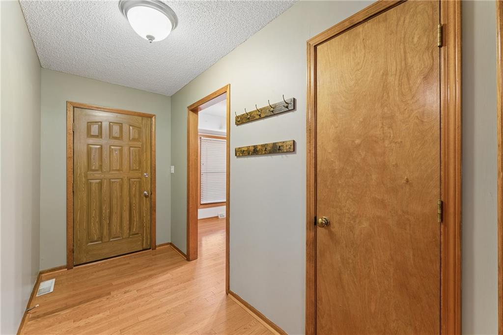 617 West Maple Street Raymore, MO 64083 - Photo 6 of 67