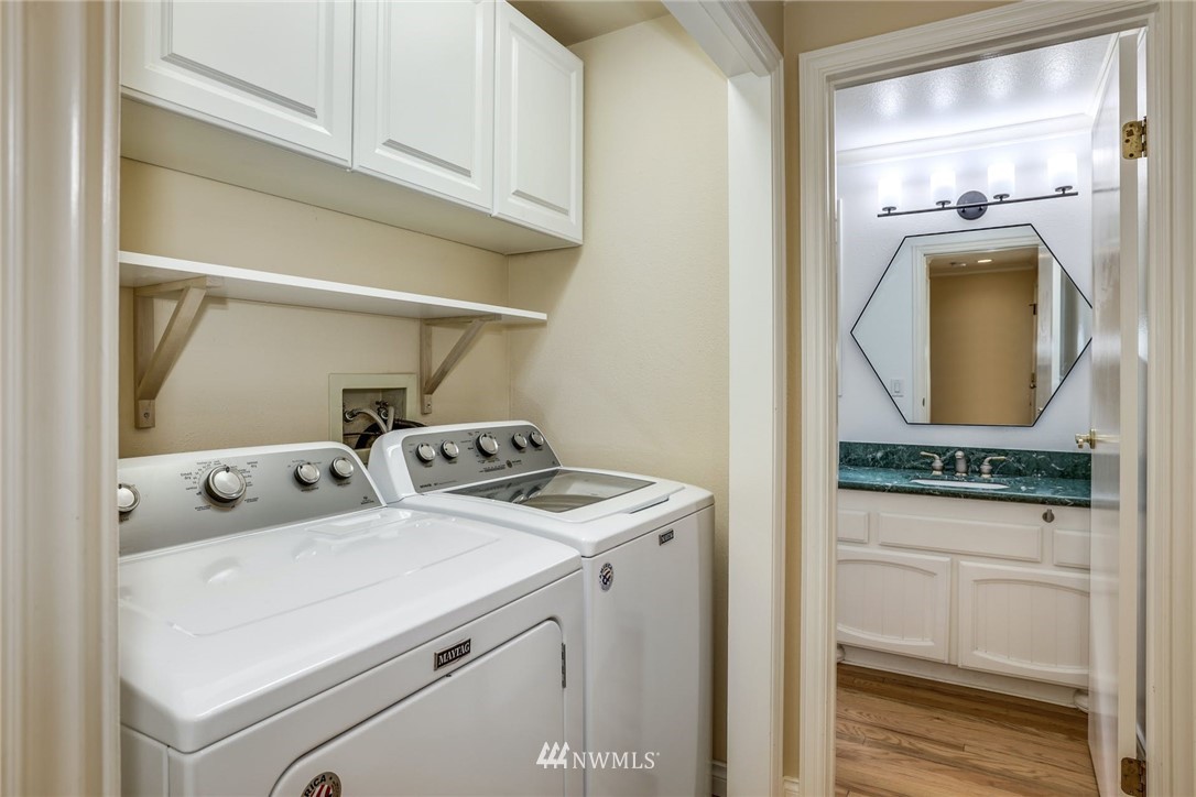 18617 129th Avenue Northeast Bothell, WA 98011 - Photo 18 of 40 Gallery Image 18