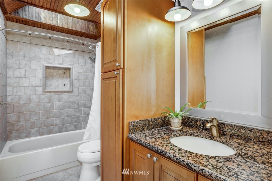18617 129th Avenue Northeast Bothell, WA 98011 - Photo 21 of 40 Gallery Image 21