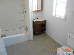 1765 Maple Road Smiths Creek, MI 48074 - Photo 3 of 8 1765bathlausm.jpg