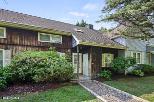 $249,000 | 1052 Beaver Pond Road, Williamstown, MA 01267