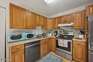 $244,000 | 1052 Beaver Pond Road, Williamstown, MA 01267