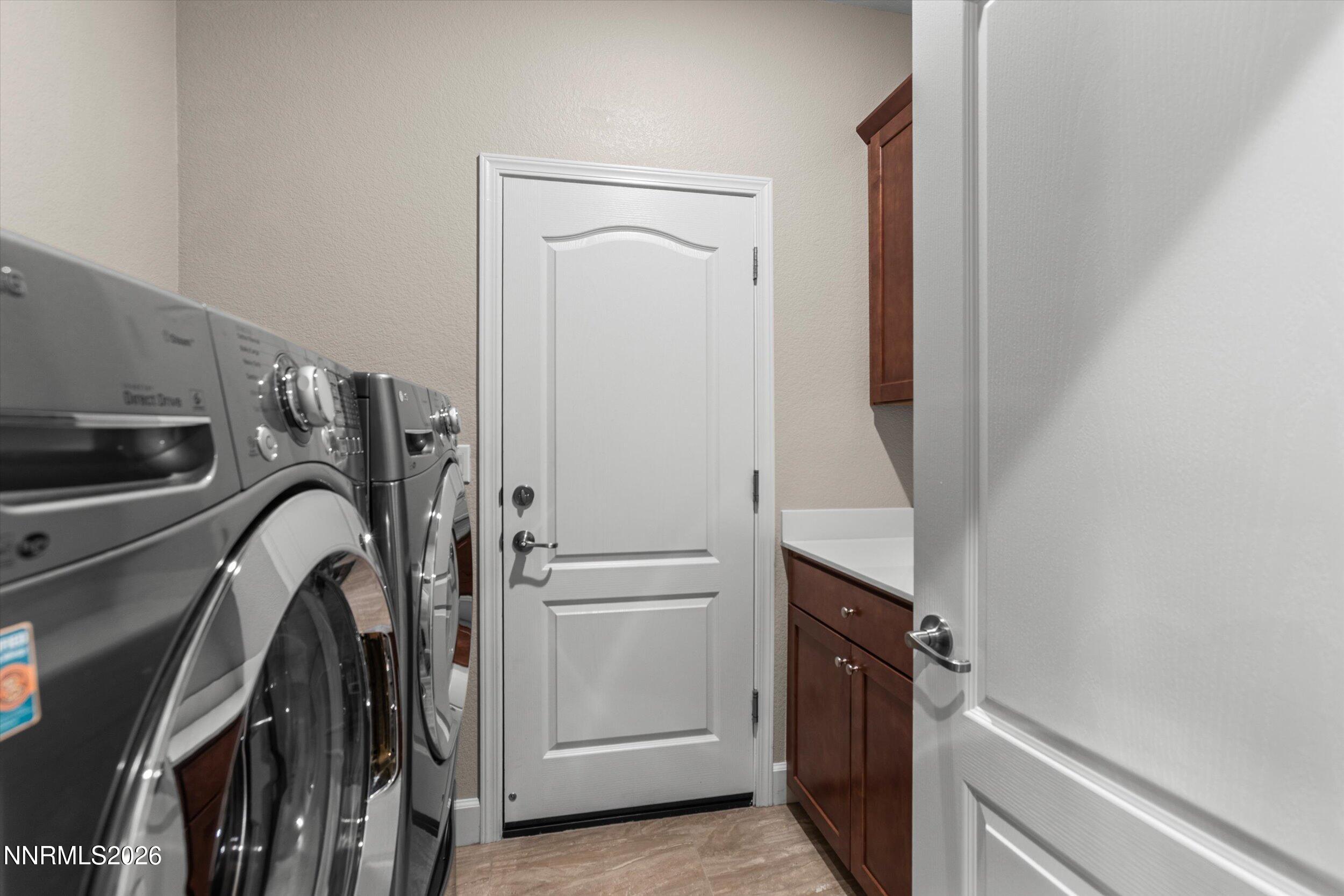 8950 Sydmesa Drive Reno, NV 89523 - Photo 25 of 38 Laundry Room