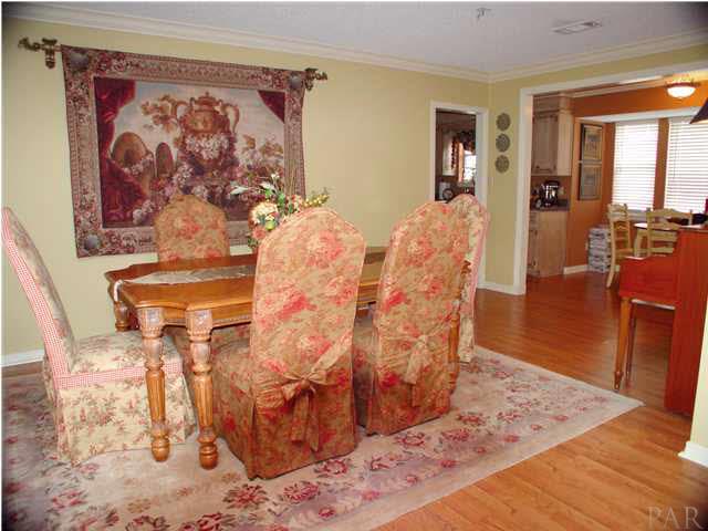 121 Dean Road Pensacola, FL 32503 - Photo 4 of 17 Gallery Image 4