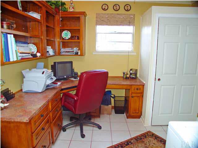 121 Dean Road Pensacola, FL 32503 - Photo 7 of 17 Gallery Image 7
