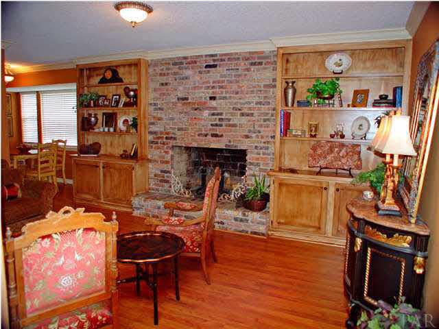 121 Dean Road Pensacola, FL 32503 - Photo 9 of 17 Gallery Image 9