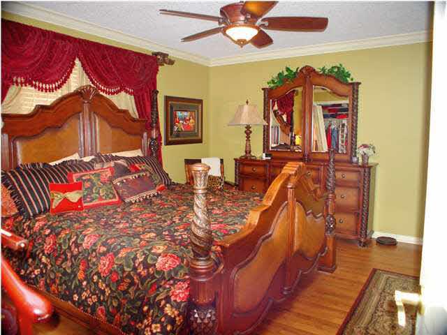 121 Dean Road Pensacola, FL 32503 - Photo 10 of 17 Gallery Image 10
