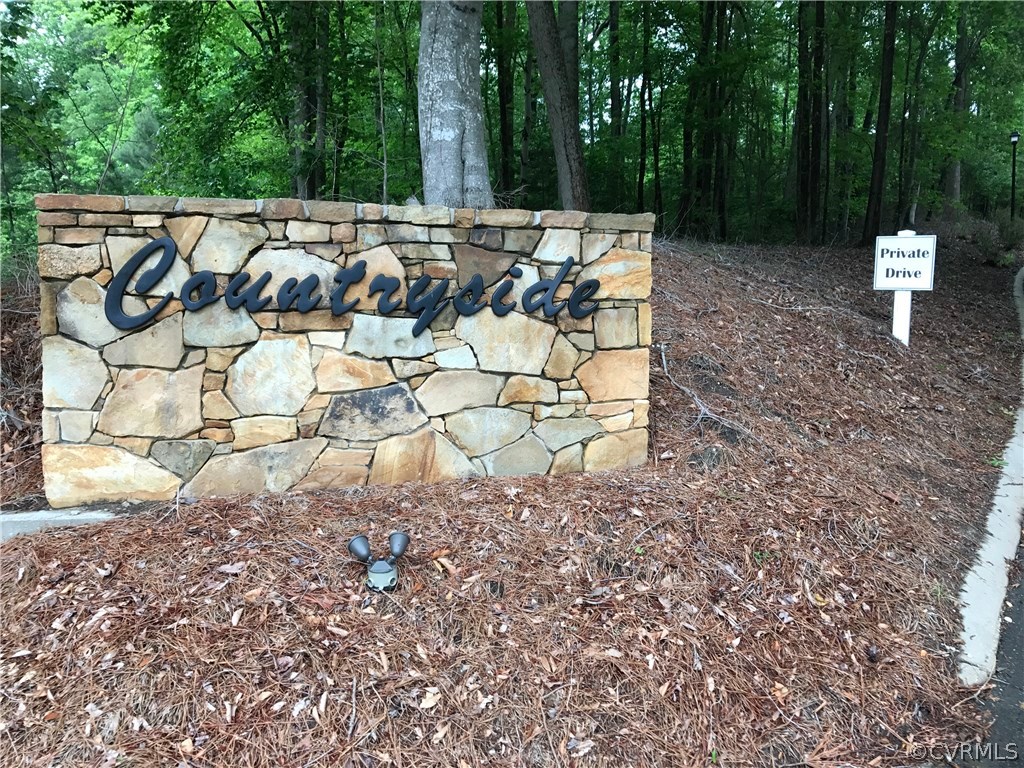 9444 Richmond Road Toano, VA 23168 - Photo 3 of 9 Gallery Image 3