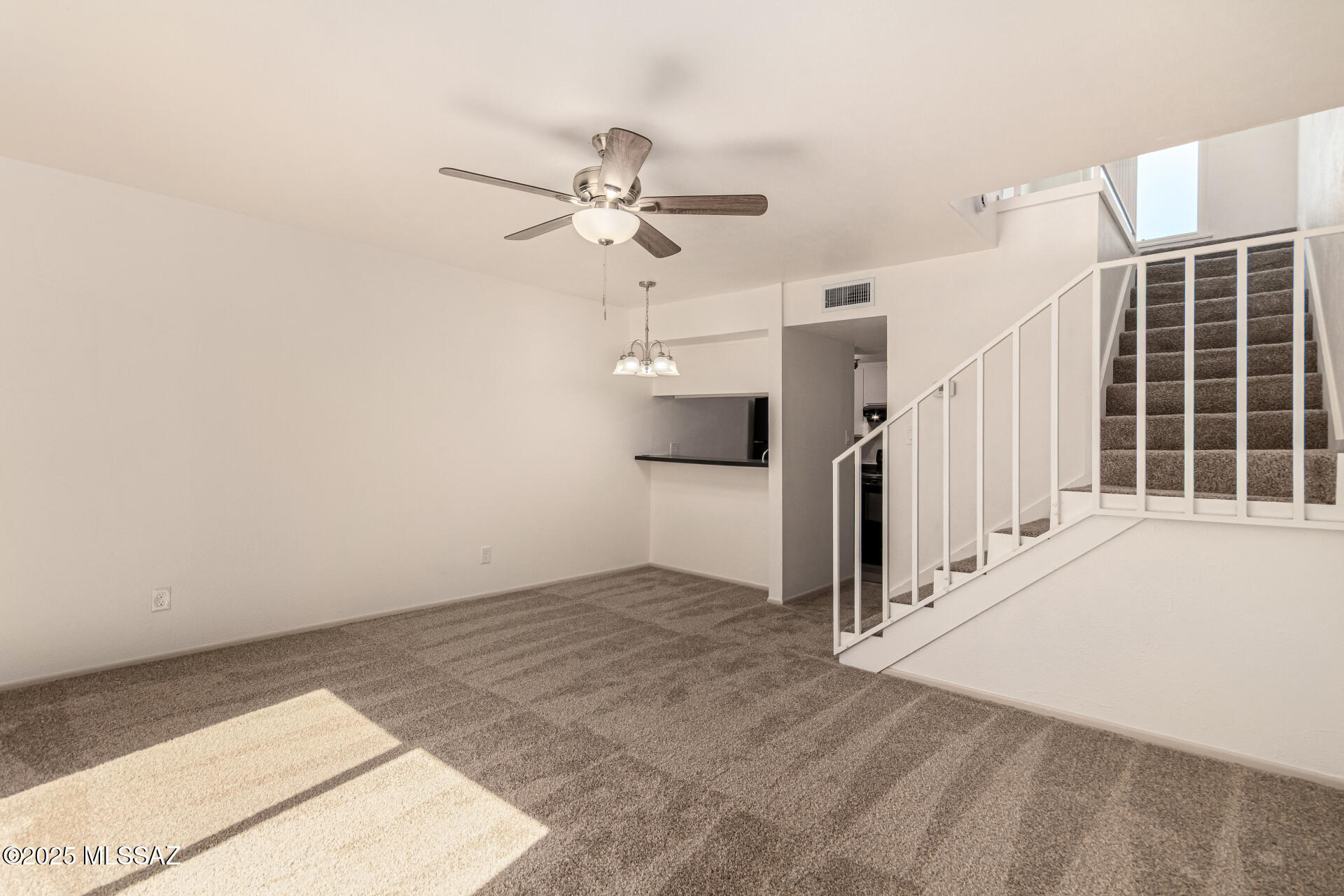 1600 North Wilmot Road, Unit 302 Tucson, AZ 85712 - Photo 3 of 25 04-Wilmot