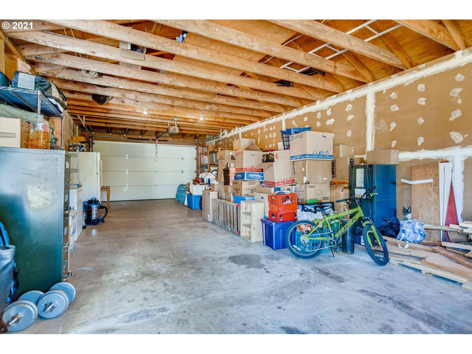 15610 South Springwater Road Oregon City, OR 97045 - Photo 18 of 28 Garage