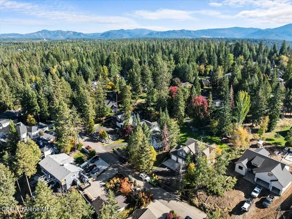 $1,395,000 | 2918 East Point Hayden Drive, Hayden, ID 83835