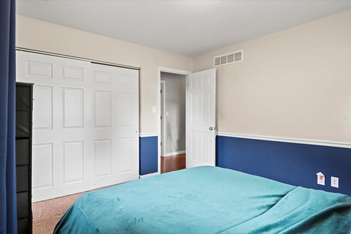 15 Mesa Road Springfield, IL 62702 - Photo 19 of 42 a view of bedroom